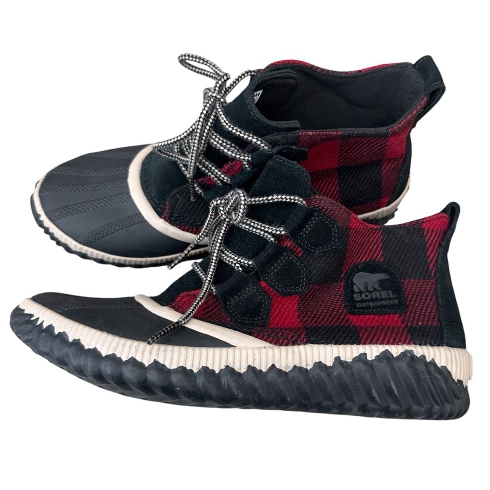 Sorel Out 'N About Plus Plaid Buffalo Check Red
Ankle Duck Boots Waterproof Sz 9